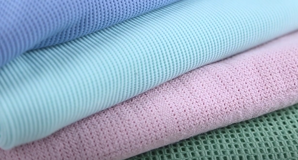 Fire Retardant Polyester Cellular blanket