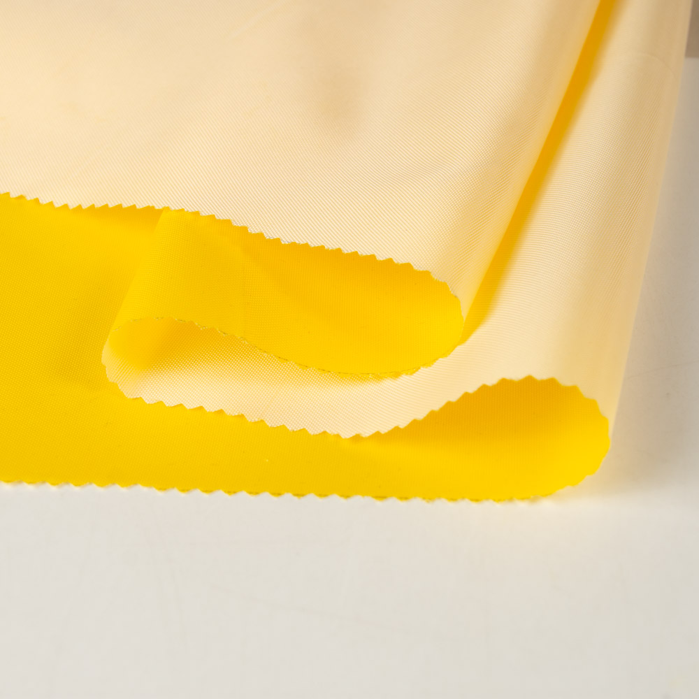 Yellow Permanent Flame Retardant Coated Fabric Waterproof Fabric meets BS5867, NFPA701 Standards