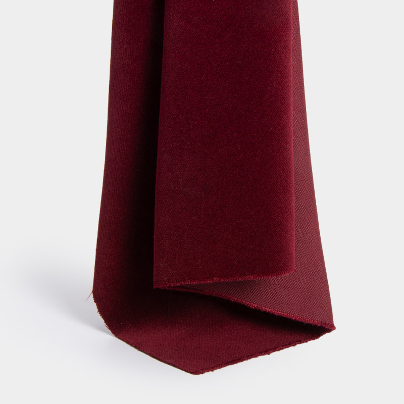 Flame-Resistant Woven Velvet 142cm Width, 370 g/m², 100% polyester